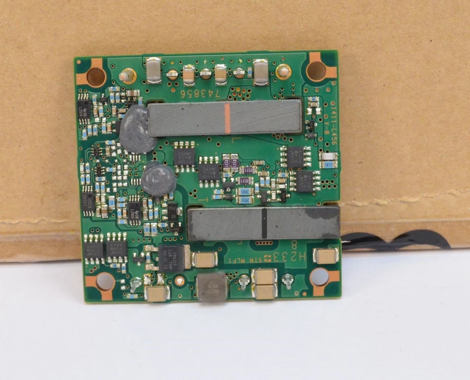 Lot of 27 Lineage Power JRW060A0F1Z DC/DC Power Module 36-75V - 3.3V 60A 198W - Image 3 of 4