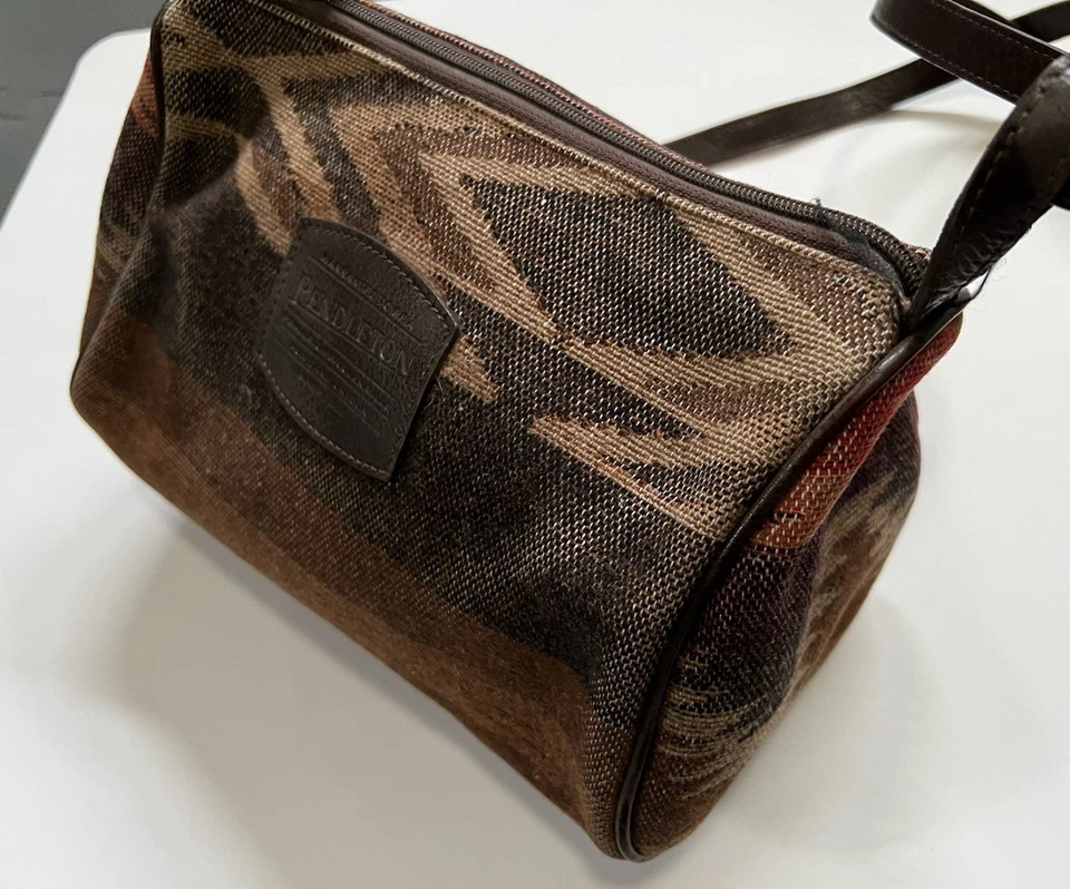 Kit de Viaje de Lana Pendleton Cremallera Completa Bandolera Multicolor Foto 2 de 4