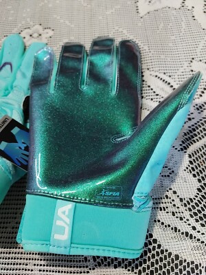 Under Armour Football Men Spotlight GlueGrip Gloves Limited
