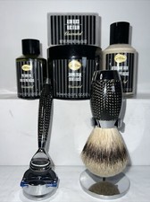 M HLE EDITION Carbon Fiber Razor, Silvertip brush, Nickel stands Shaving Set
