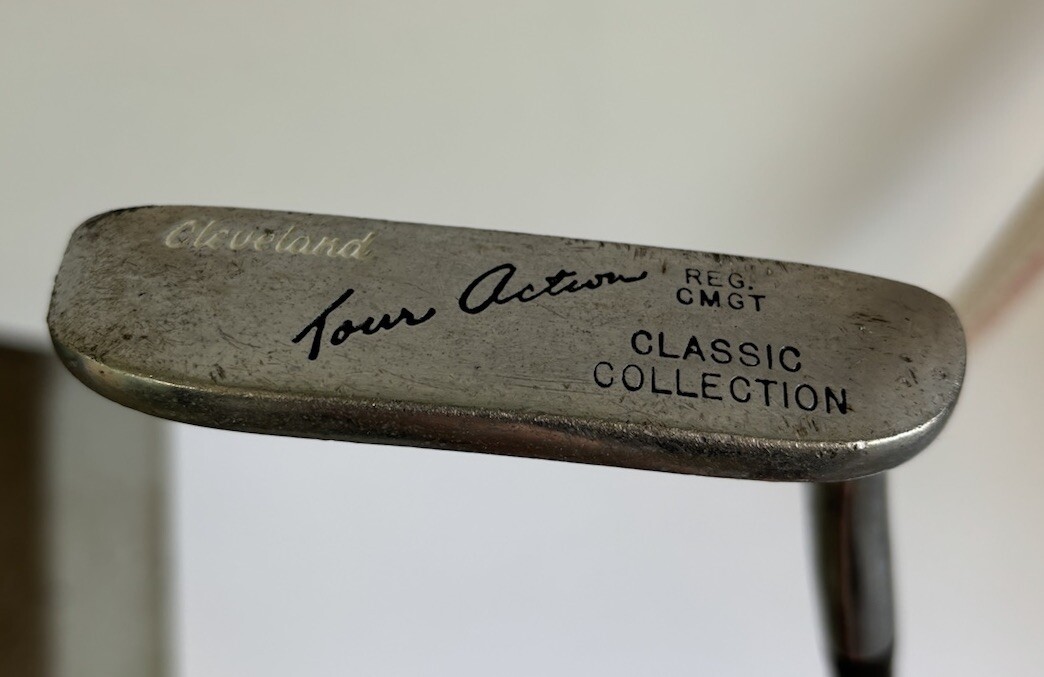 Cleveland Tour Action Classic Collection RH Golf Putter 36” | eBay
