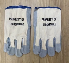 Vintage Oldmobiile “ Property of Oldsmobile “ Leather Work Gloves NOS
