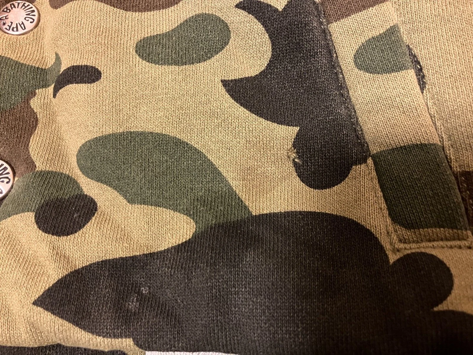 A BATHING APE (BAPE) Giacca bambino A Bathing Ape Isetan Bape cappuccio 110 mimetica grigio cotone