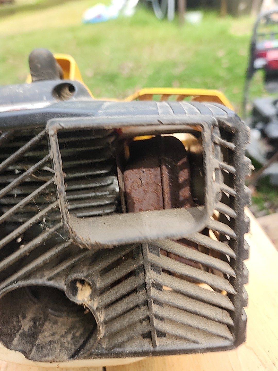 Bolens BL 110 String Weed Trimmer powerhead Unit Runs Needs Carb And Gas Lines