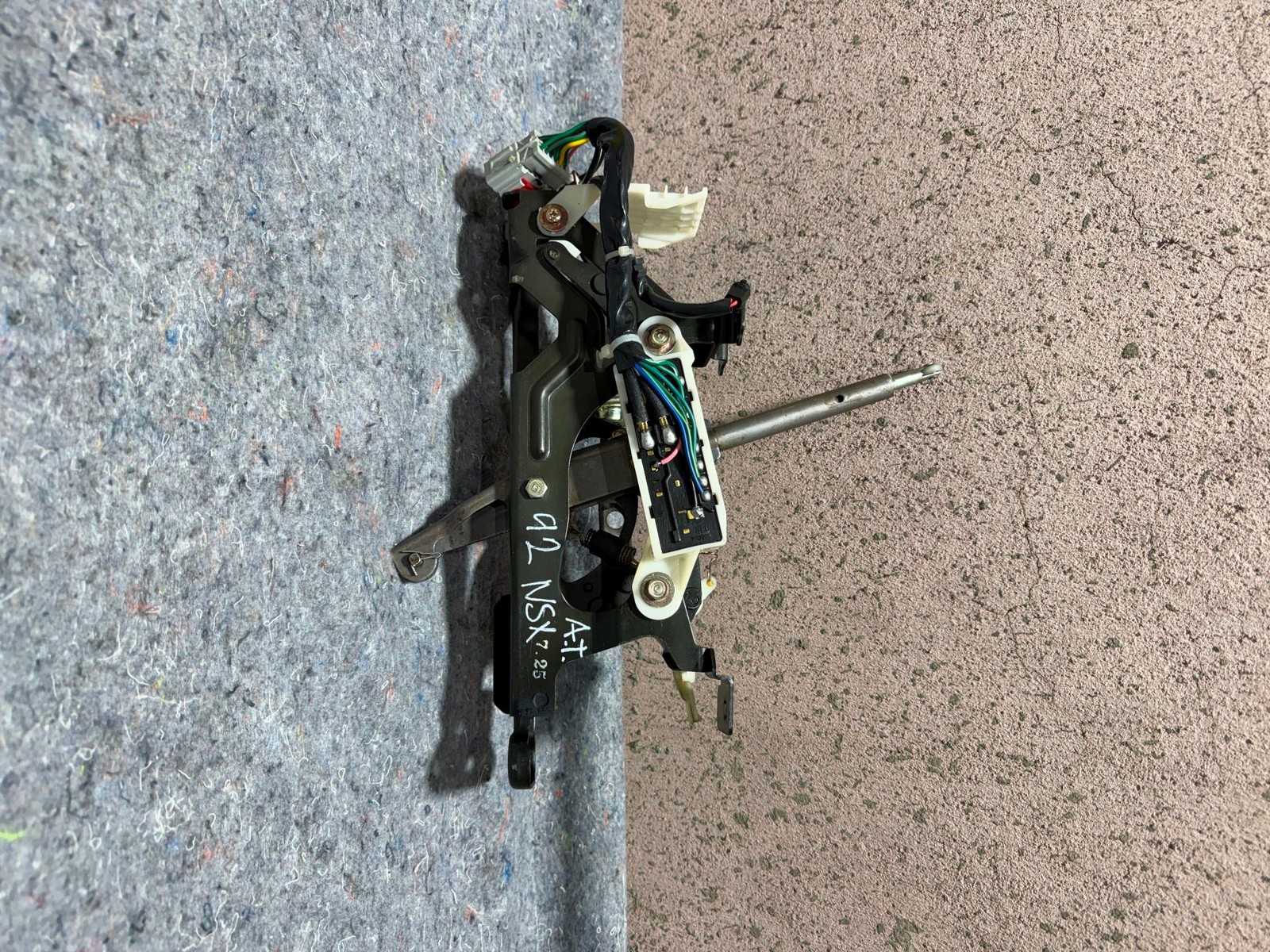 91-05 ACURA NSX SHIFT GEAR SHIFTER ASSEMBLY AUTOMATIC 35700-SL0-A01 SWITCH