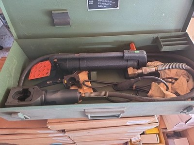 BURNDY HYPRESS HYDRAULIC CRIMPING TOOL Y34BP-2 8800 Psi G48PVP-1 UNTESTED