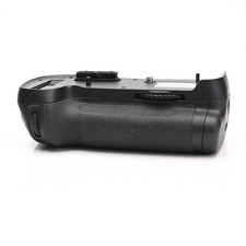 Genuine OEM Nikon MB-D12 Battery Grip for D800/D800E/D810/D810A 069