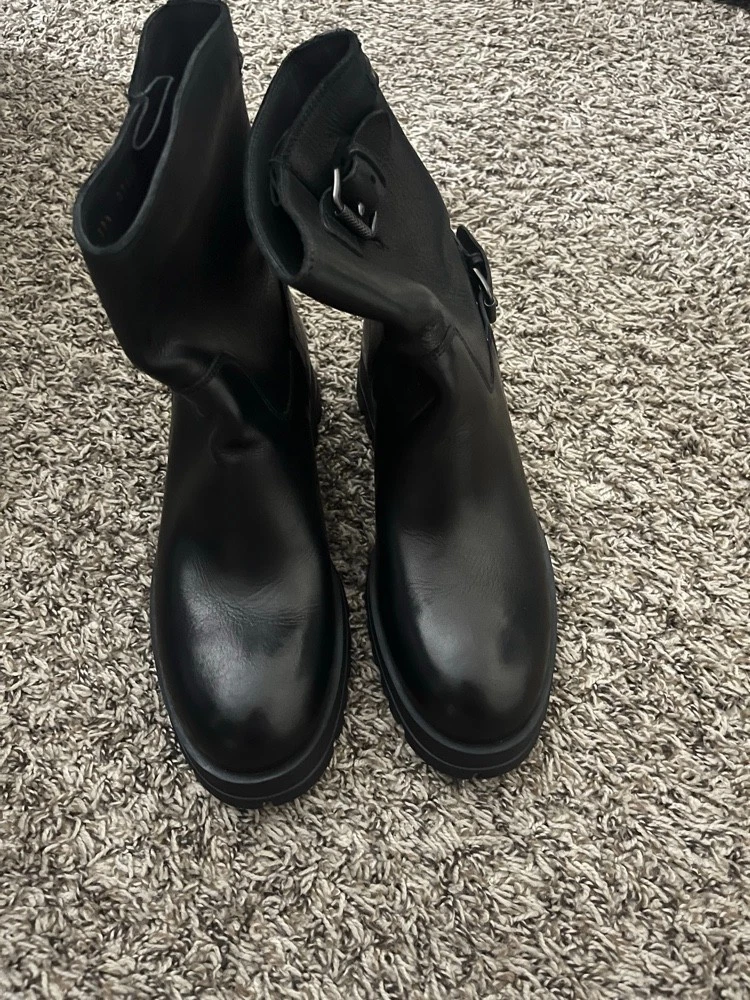 専用 Prada Sport Nylon & Leather Boots 38 PRADA Sport Boots for Women for sale | eBay