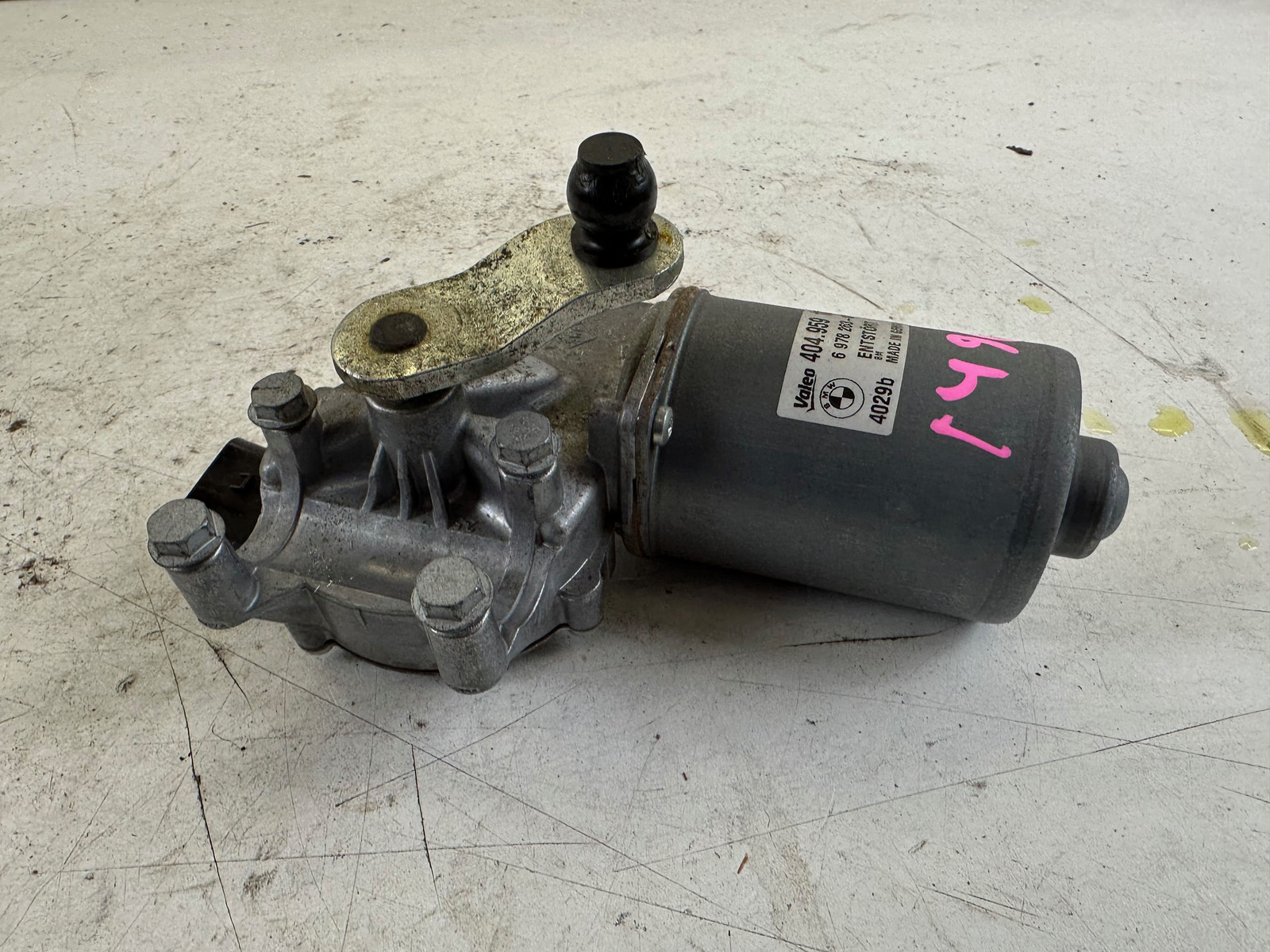 BMW M3 Windshield Wiper Motor E92 08-13 OEM 6 978 263-01 E93