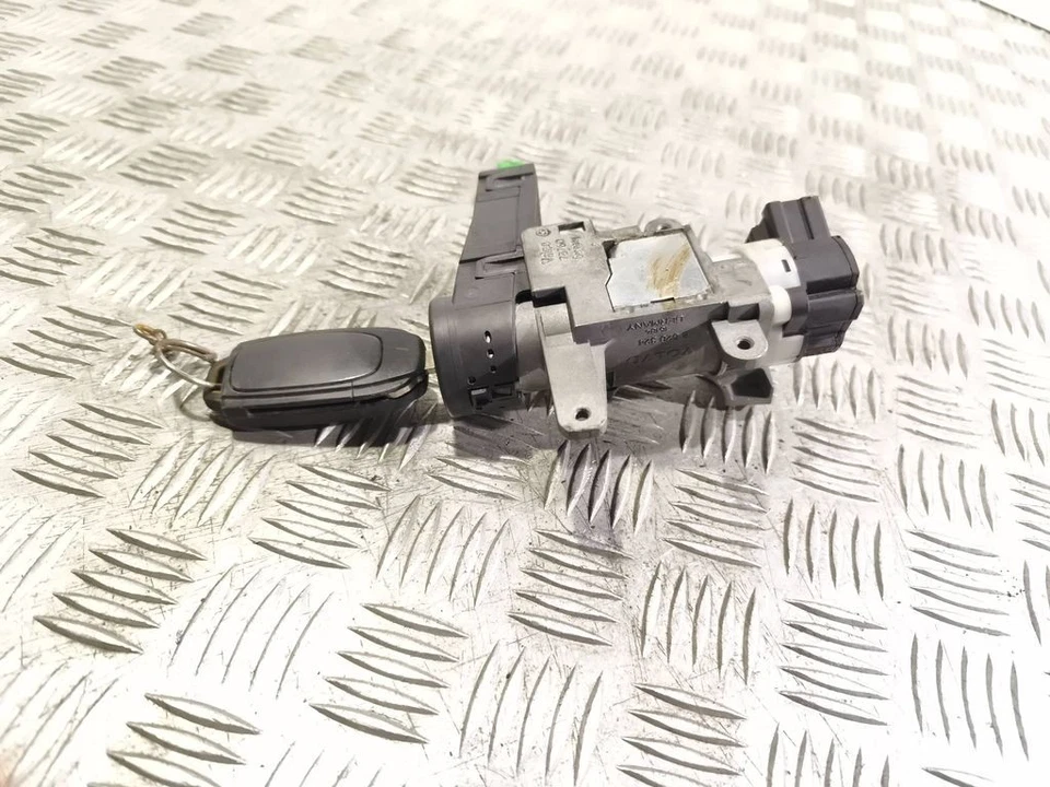 Volvo XC90 2007 Petrol Ignition barrel lock 8626324 TRA78712 - Image 4 of 4