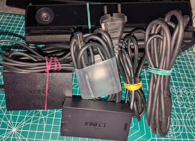 Original Microsoft Xbox One / PC Kinect V2 Sensor + PC-Adapter (Hub Modell 1637)
