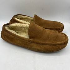 UGG Australia Men  s Ascot Slippers Chestnut Suede Shearling Lined Size 11