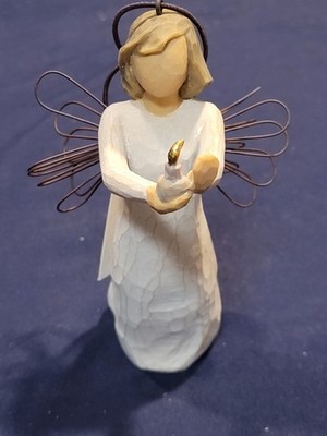 New in Box Willow Tree ''Angel of Hope'' w/Candle Figurine by Demdaco 
