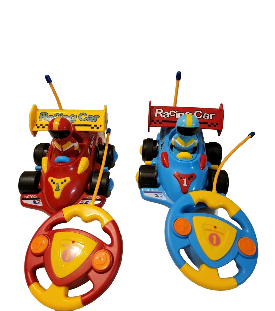 2 RC Cartoon Formula F1 Race Car Toy  Remote Control Steering Wheel Red/Blue