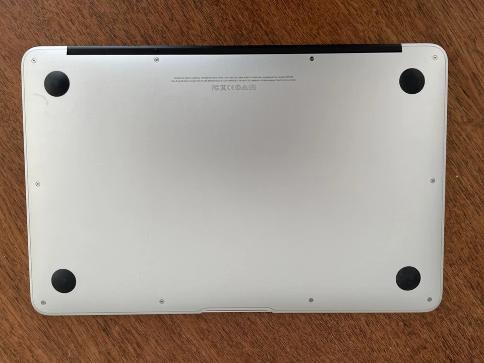 Apple MacBook Air 11" 2013 · i5 · 4GB · 250GB, photo 3 of 5