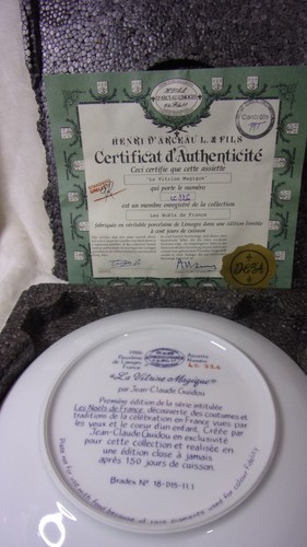 La Vitrine Magique 1986 D’Arceau Noel Plate By Jean-Claude Guidou With COA/BOX - Picture 10 of 14