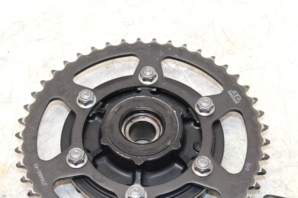 Suzuki GSXR600 2013 piñón trasero con bujes Foto 4 de 4