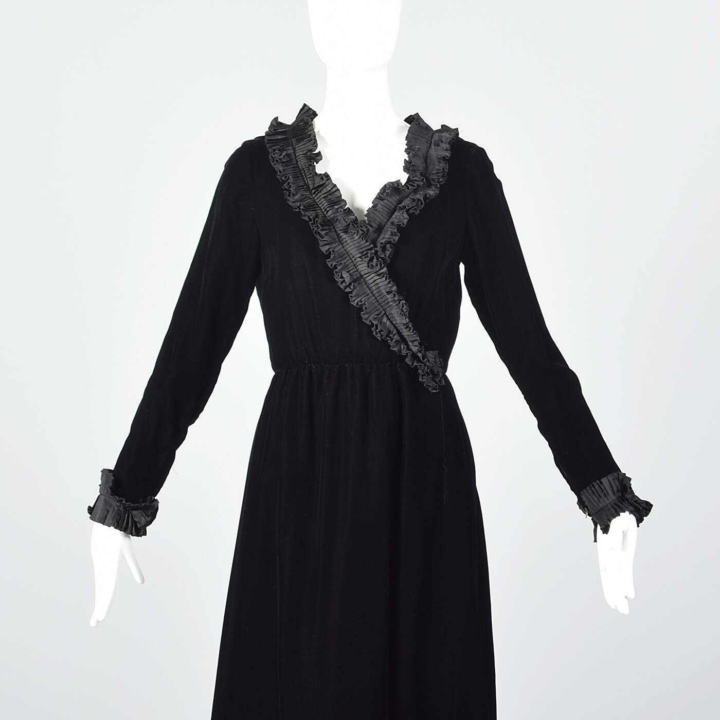 Abito da cocktail XS Yves Saint Laurent Rive Gauche nero a maniche lunghe anni '70