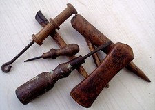 ANTICHI ATTREZZI DA CALZOLAIO CIABATTINO VECCHI MESTIERI OGGETTI PRI 900 LOTTO 4