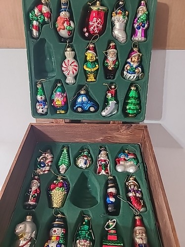 Thomas Pacconi Classics Christmas Tree Blown Glass Ornament Collection READ DESC
