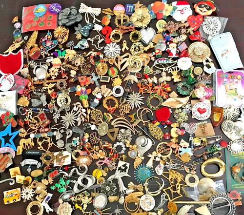 250+ Vintage Costume to Fashion Jewelry HUGE Lot Enamel Rhinestone Brooch Pin