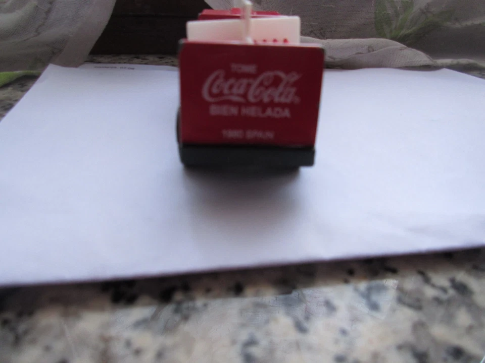  Camion Coca-Cola Vintage Made In Hong Kong – Modellini Collezione Rari - Immagine 4 di 4