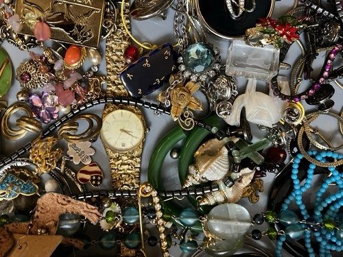 Costume Jewelry Set Vintage Modern, Some Signed, Some Collectibles.