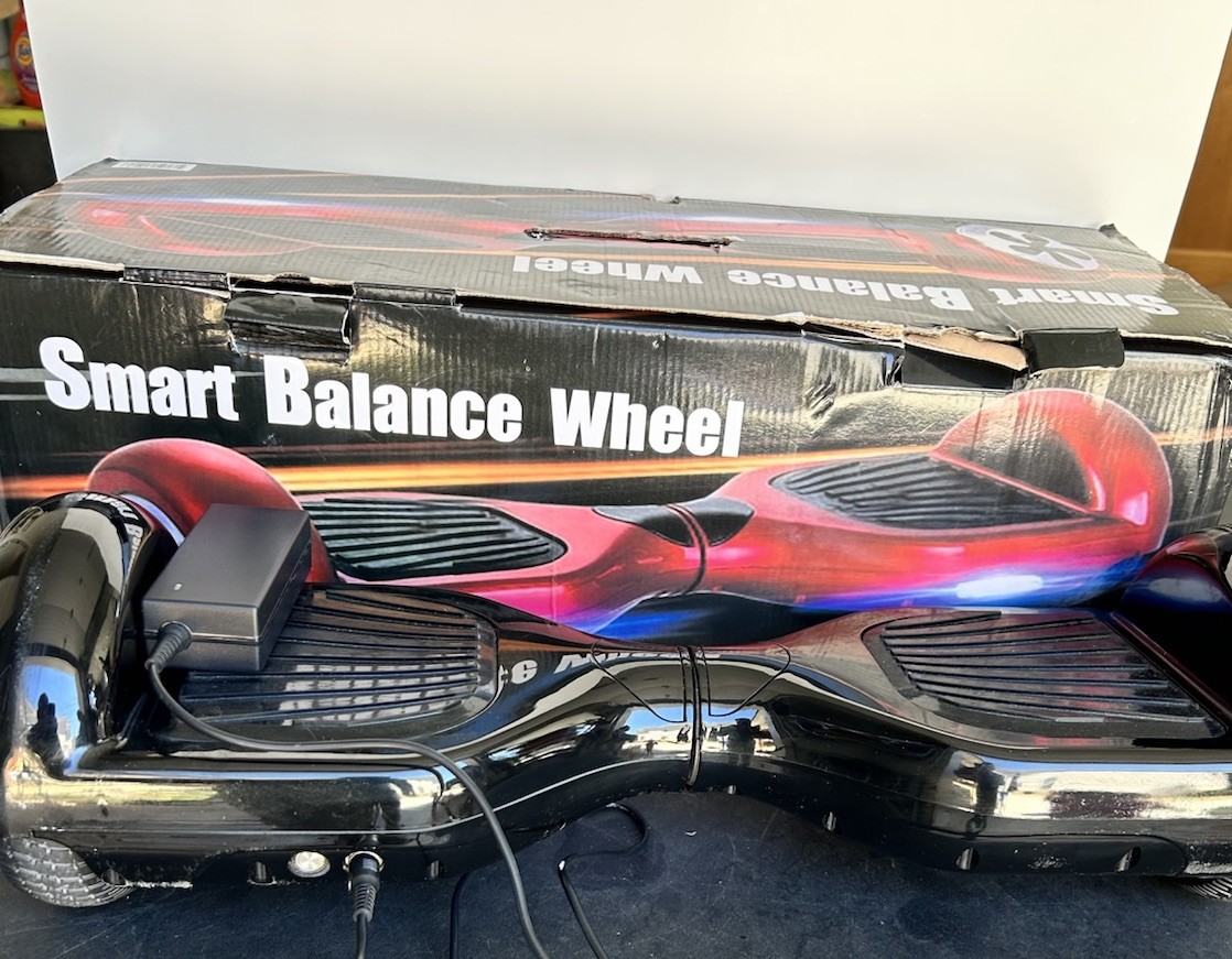 Smart Balance Wheel BLACK In Box W/ Charger- Tested And Fallen Off