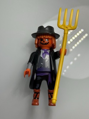 Playmobil 5243 Series 3 Halloween EVIL SCARECROW Figure With Pitchfork