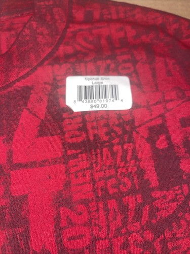 New Orleans Jazz Fest 2011 All Over Print Red T Shirt Large Crawfish Piano Large - Foto 3 di 9