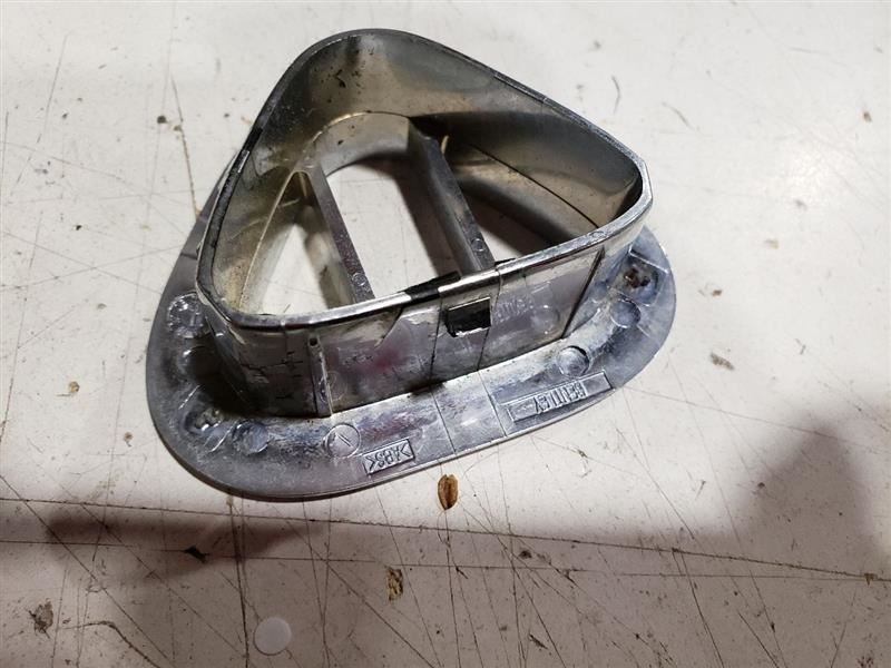 Bentley Continental Flying Spur 06-10 - Front Door Vent Trim OEM  3W0868463
