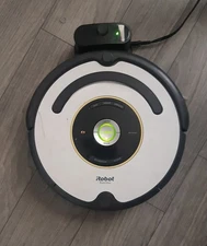 iRobot Roomba 670 Vacuum Cleaner - Move-out Sale - Everything must go