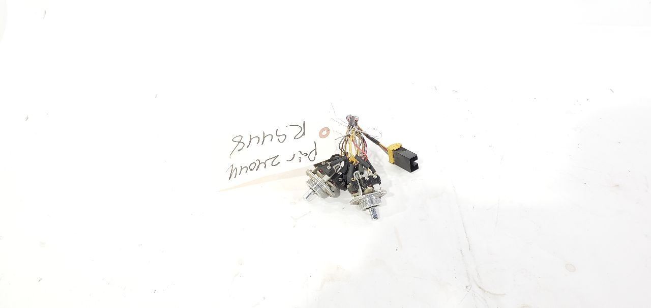 1990 Bentley Turbo R OEM Pair Left And Right Mirror Switch 