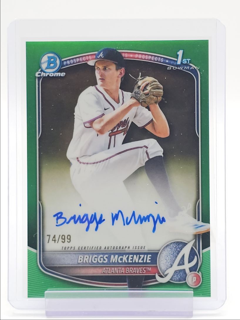 BRIGGS MCKENZIE 2025 BOWMAN CHROME DRAFT 1ST GREEN REFRACTOR AUTO /99 Q4920