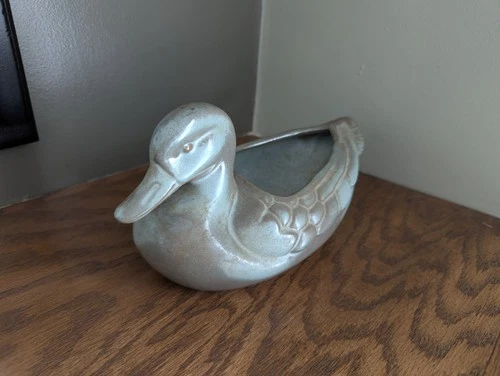 Vintage FRANKOMA POTTERY Praire Green DUCK PLANTER excellent condition
