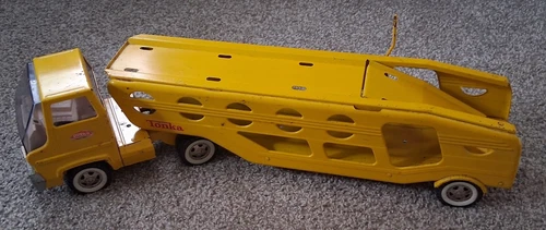 Vintage Tonka Car Hauler