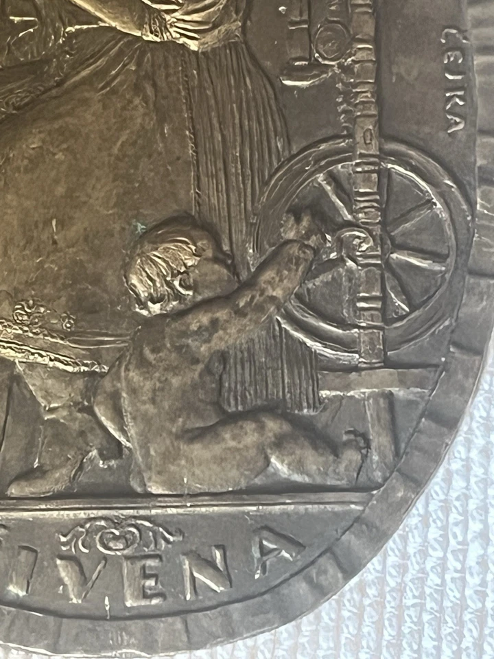 PLACCA BRONZO ZIVENA ORGANIZZAZIONE DIRITTI DELLE DONNE SLOVACCHIA 1869 - Immagine 3 di 4