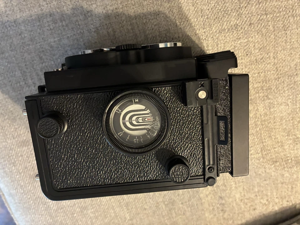 Seagull 4A-109 Medium Format TLR 99A Lens 4 Elements 3 Groups Tessar & 500th Sec - Image 3 of 4