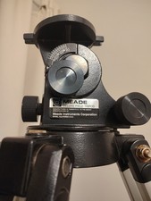 Meade Deluxe Field Tripod
