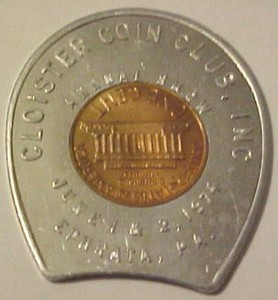 1974 Good Luck Encased Cent Cloister Coin Club Ephrata Pennsylvania    PA