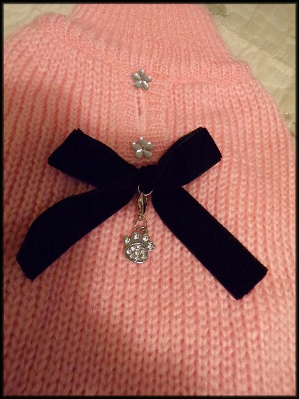 (NUEVO CON ETIQUETAS) Suéter Clásico CoCo Mohair Perro con Estampado de Pata Dije Rosa o Crema XS S M Foto 3 de 4