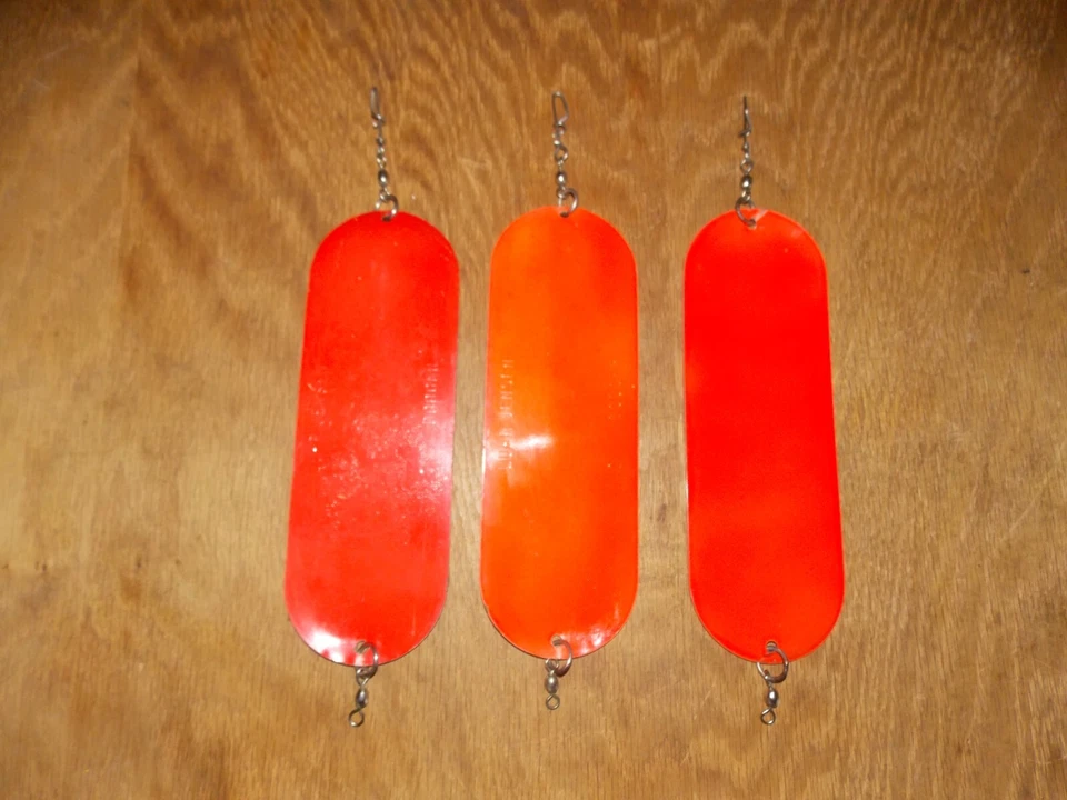 Luhr Jensen Dodger/Flasher Size 0 (3 Shades of Orange) 1 W/Prism Approx 8" 12/25 - Image 3 of 3