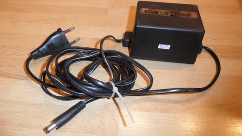 Netzteil Netzgerät Adapter  HP Model C2176A  30V  400mA 12W für Drucker  n931