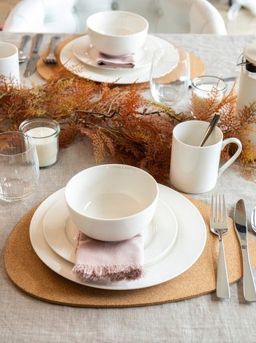 Mikasa Egret 12-Piece China Dinner Set, White - Picture 3 of 6