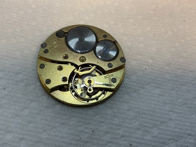 VINTAGE MEN POCKET WATCH MOVEMENT FOR PARTS Or Pair REVUE GT Not working