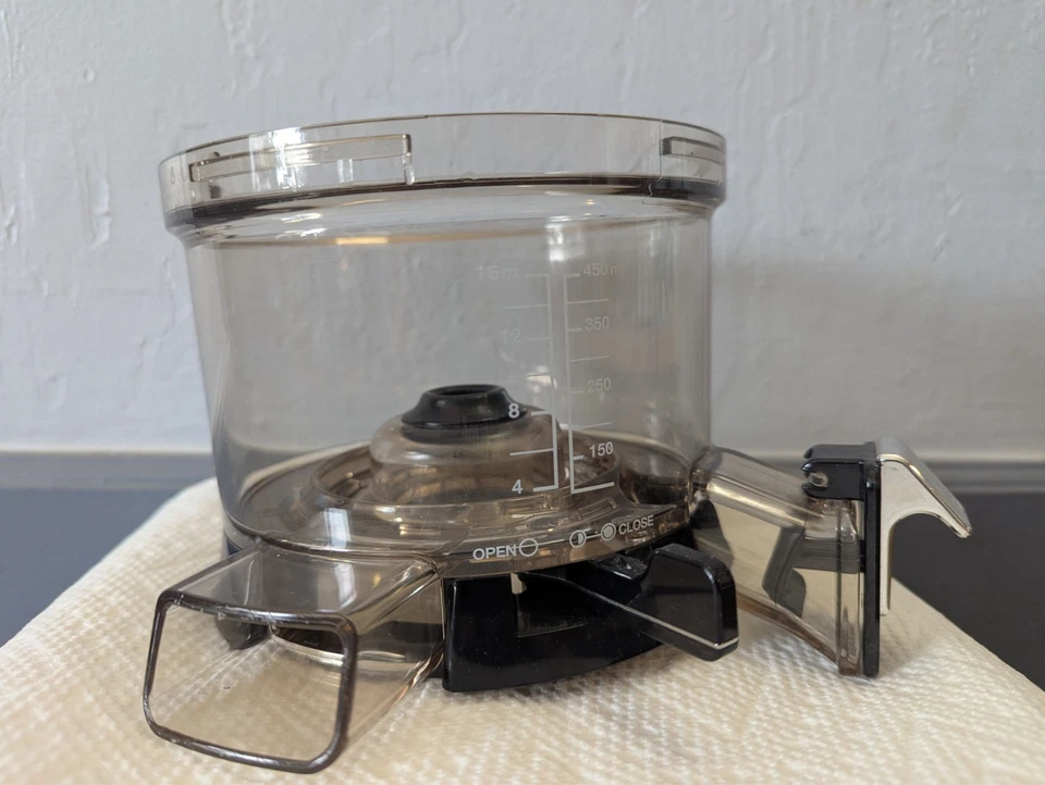 Медленная соковыжималка Hurom HT LBB14 золотистая - б/у (один раз) - Изображение 2 из 4