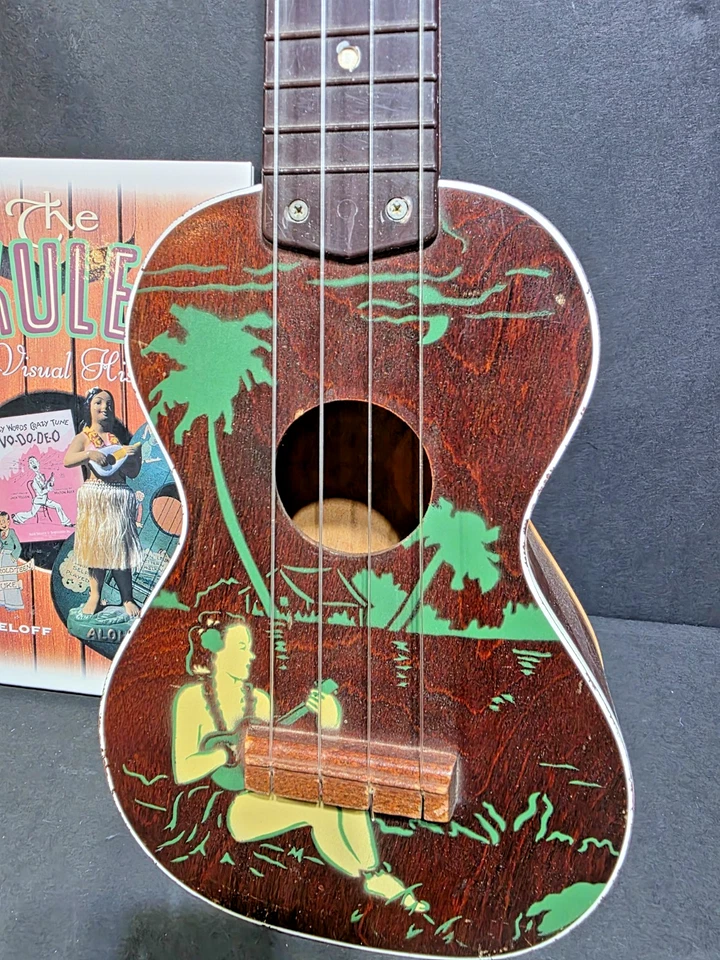 Vintage 1950s Silvertone Ukulele with Hawaiian Girl Stencil -Includes FREE Book! - Image 2 of 4