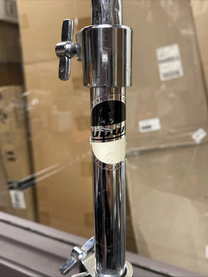 Soporte de tambor Ludwig vintage cromado al ras Chicago EE. UU. con estuche de tambor redoblante Foto 3 de 4