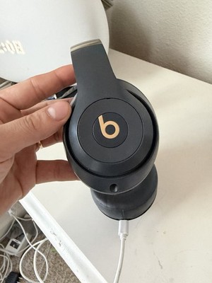 Beats by Dr. Dre Studio3 Wireless Bluetooth Over-Ear Headphones Black Gold