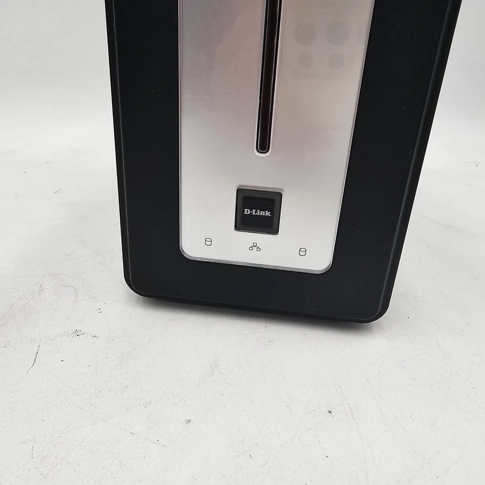 D-LINK DNS-323 2-Bay Attached Network Storage Enclosure NO HDDs/ AC ADAPTER - Image 2 of 4
